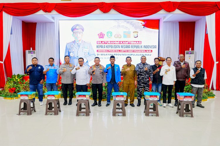 Beri Arahan Silaturahmi Kamtibmas di Polda Kepri, Kapolri Instruksikan Jaga Semangat Persatuan